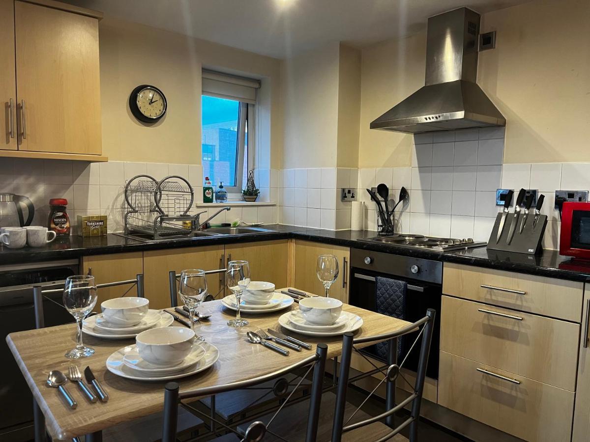 City View Spacious 2 Bed Apartment 2 Bathrooms Manchester Extérieur photo