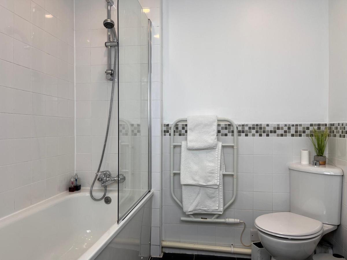 City View Spacious 2 Bed Apartment 2 Bathrooms Manchester Extérieur photo